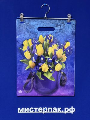 Пакет Желтые тюльпаны с прорубной ручкой 40х31Т